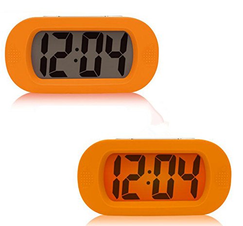 Moon mood Réveil Silencieux, Digital Alarm Clock, Snooze Réveil Simple Numérique Horloge Alarme Progressive LCD Batteries Lumineuses Coque en Silicone Enfants Cadeaux pour École Maison (Orange) Cover