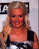 Posterazzi Holly Madison In Black And White Top Photo Print (16 x 20) - Item # MVM53889