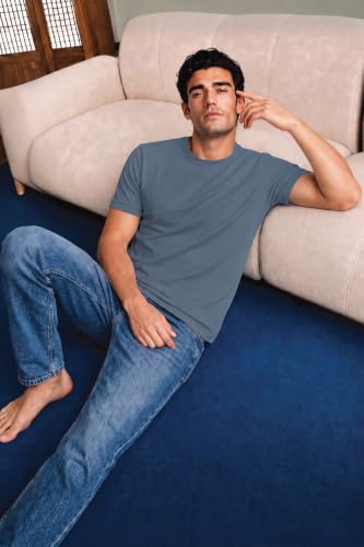 Image of Van Heusen Men's Crew Neck T-Shirt - Soft & Breathable Cotton | Regular Fit | Comfortable Everyday Casual Wear | Short Sleeves | Summer Favorite |Solid Colors | Style 60052|Available in Pack of 1 & 2