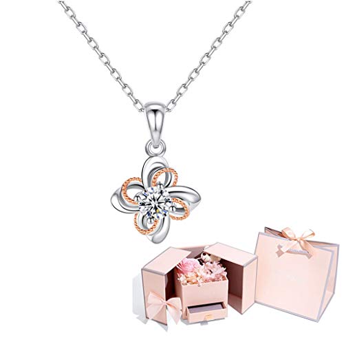 Collier trèfle à quatre feuilles idéal pour affirmer votre tempérament