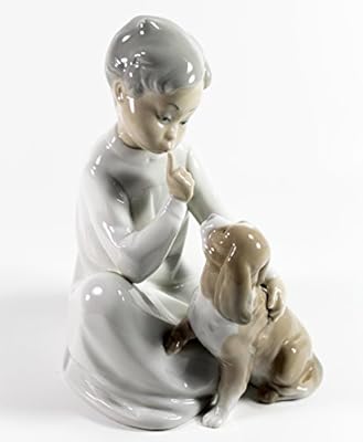 Lladro "Boy with Dog Collectible Figurine #04522 Retired Glazed Finish