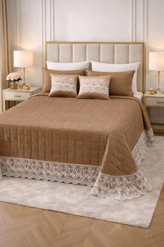 Generico Trapuntino Copriletto Matrimoniale Trapuntato con Balza in Pizzo Ricamato, Copriletto Elegante Tinta Unita con Cuscini Coordinati, Coperta Letto Decorativa Stile Classico (Tortora)