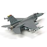 w/tracking number by JP post Tamiya - Modellino Aeroplano Fighting Falcon F - 16CJ, Scala 1:72