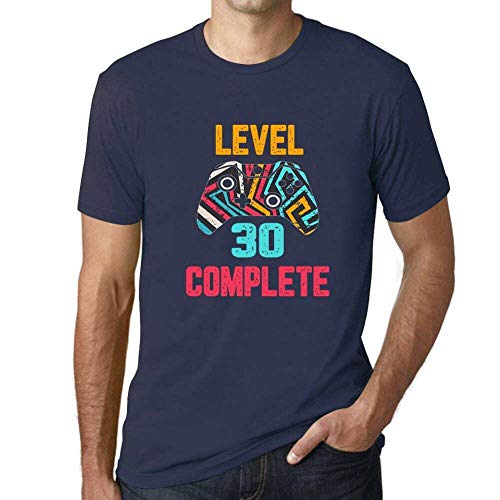 ABBIGLIAMENTO CASUAL CONFORTEVOLE ★ Scoprite il comfort impareggiabile delle nostre t-shirt Premium 190 g/m² in 100% cotone semi-pettinato ring-spun lavabile in lavatrice. Ideale per le vacanze estive, le fughe in campagna, il tempo libero, le uscite con gli amici, la famiglia o per le attività all'aperto come escursioni e il campeggio. Le nostre magliette trendy e originali offrono un tocco morbido e colori vivaci.