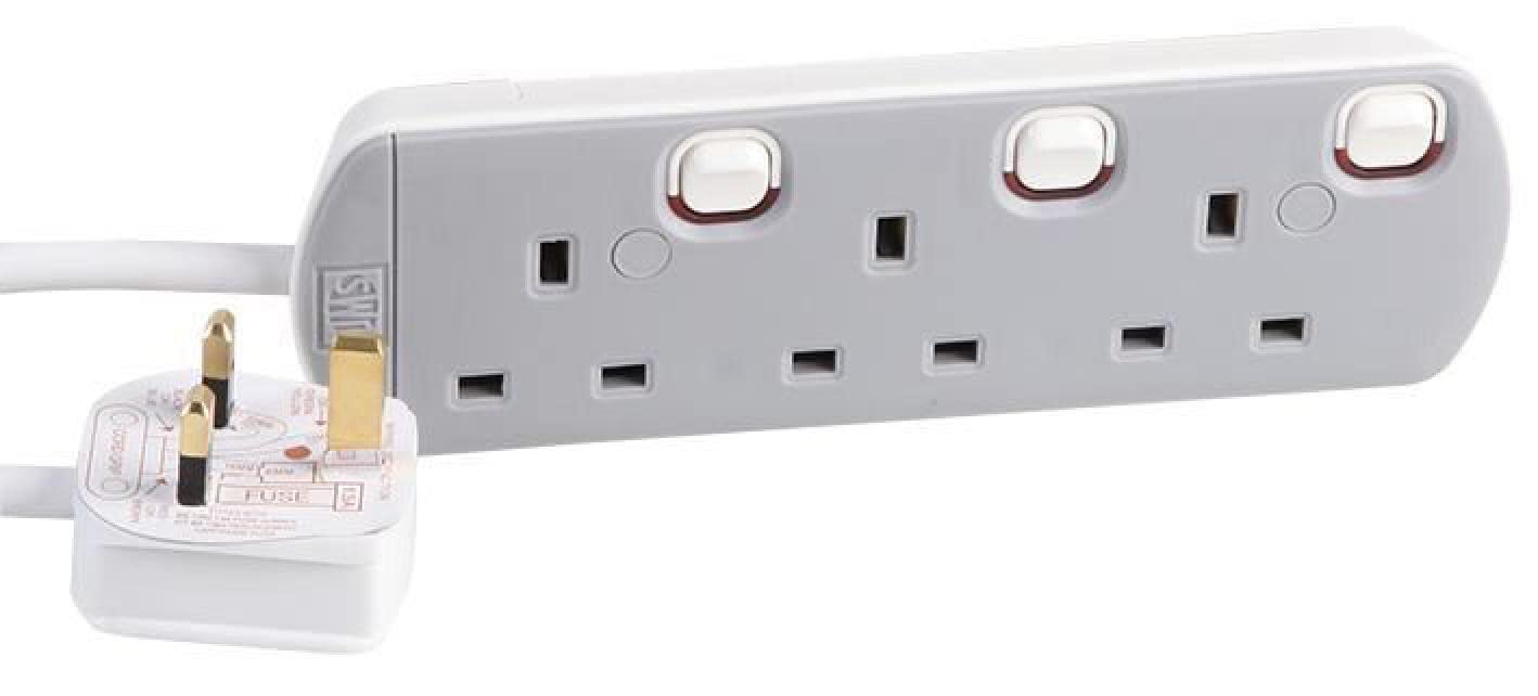 Pro Elec White,Grey 3 Way Extension Lead, 1M Individually Switched