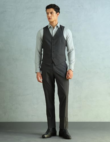 Image of Arrow Men Regular fit Polyester Heathered Waistcoat