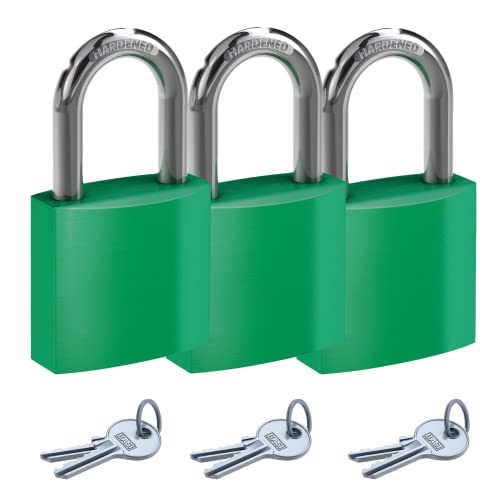 BASI | Vorhangschloss bunt im 3er Set | Farbe Grün | verschiedenschließend | 38 mm | Aluminium-Gehäuse | gehärteter Stahlbügel | sicheres Vorhängeschloss | 3 Stück