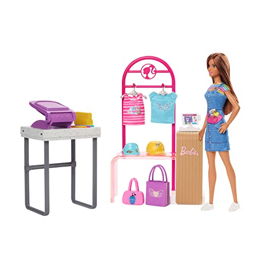 Barbie Boutique Design e Vende boneca morena com loja de roupa personalizada e acessórios, brinquedo + 3 anos (Mattel HKT78)