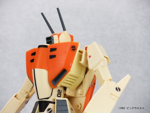 Amazon.co.jp: 超時空要塞マクロス 1/60 完全変形 VF-1D オプション