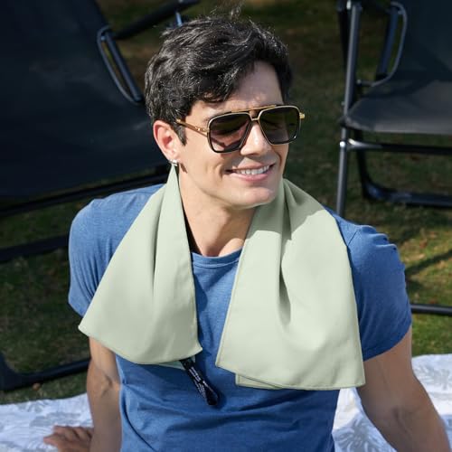 image for Rainleaf Microfiber Towel Perfect Travel & Gym & Camping Towel. Quick 