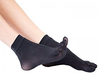 TOETOE - Legwear Plain Nylon Mini Crew Toe Socks (Black, 4.5-9.5)