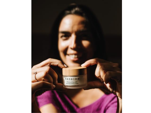 BONALOA Crema Hidratante y sebo-reguladora pieles grasas-mixtas 50 ml | Crema hidratante, purificante y sebo-reguladora para pieles grasas-mixtas y/o con tendencia acneica.