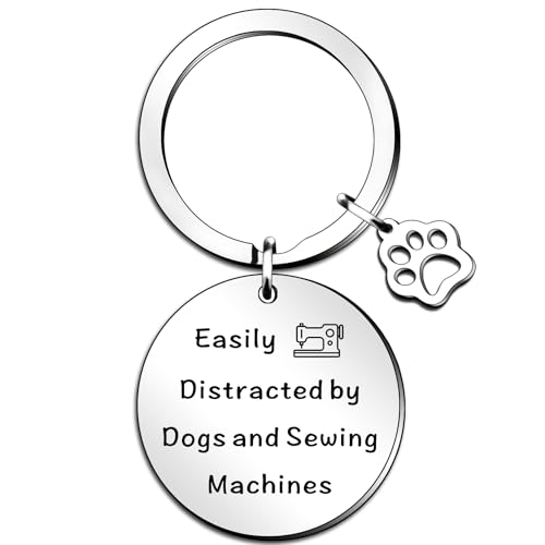SMARGO Dog Lover Gifts Keyring Quilting Gift Easily Distracted by Dogs and Sewing Machines Keyring Christmas Birthday Sewing Presents for Quilters and Sewers