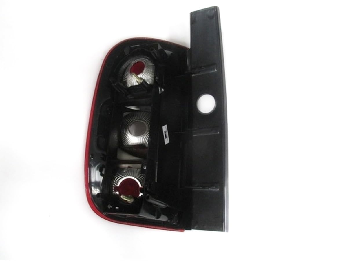 FANALE POSTERIORE DESTRO SENZA PORTALAMPADA PER DACIA Duster 2013-2017 1 LAMPADA