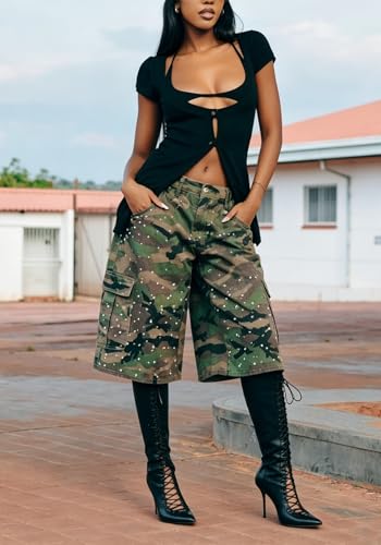 Image of Women's Barrel Camo Pants High Waisted Wide Leg Peated Palazzo Camouflage Capris Baggy Y2k Army Fatigue Trousers