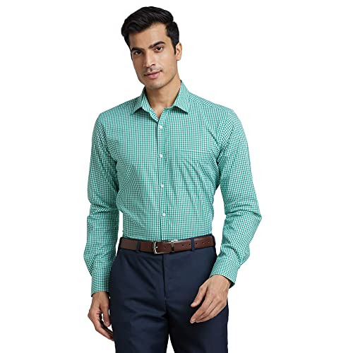 Image of Park Avenue Men Cotton Checkered Slim Fit Shirt