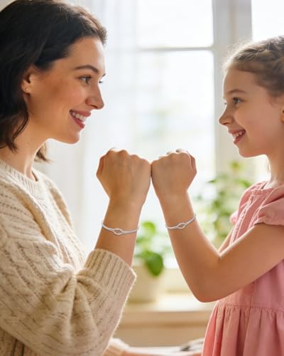 Image of Mother Daughter Bracelets Set for 2 Matching Heart Bracelets for Mother and Daughter to My Mom Bracelet Birthday Mothers Day Gifts for Mom Daughters