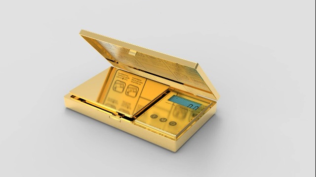 MAXUS Digital Gram Scale with 200g x 0.01g Capacity, Stylish Gold Plated Cover and Platform for Accurate and Precise Weighing of Jewelry, Grains, and Food in Grams and Ounces