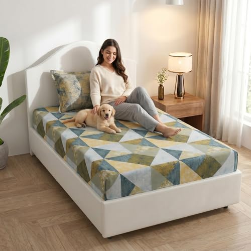 Image of Mafatlal 186 TC Autumn Delight Graceful Pure Cotton Single Flatsheet (60 x 90 Inch) | Breathable Summer Comfort | Wrinkle-Free Floral Bedsheet with 1 Pillow Cover, Fresh Green