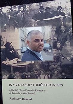Paperback In My Grandfather's Footsteps [Polish] Book