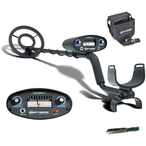 Bounty Hunter Tracker IV Metal Detector with Accessories Cover