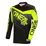 Cola extendida que mantiene la camiseta metida