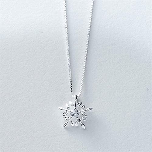 Collier flocon de neige haut de gamme avec micro-incrustation de cristaux éclatants