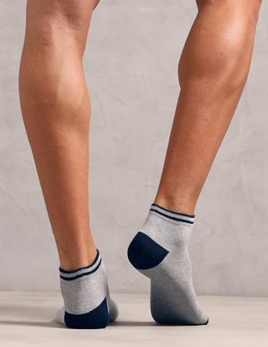 Image of U.S. POLO ASSN. Men's ES010 Super Soft Stretch Ankle Length Socks - Pack Of 3