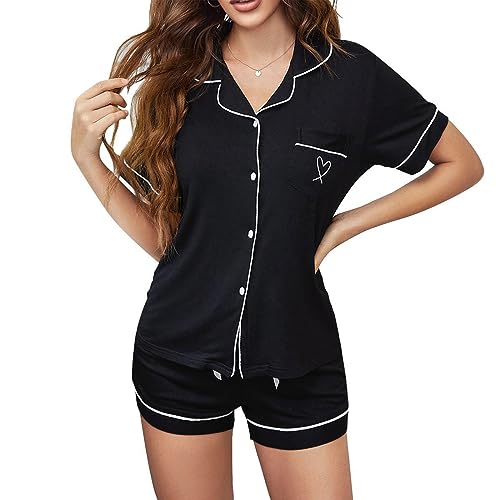 Ensemble pyjama manches courtes pour femmes haut boutonné et short assorti