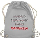 Mit einer Größe von ca. 37 x 46 cm ist der lässige Stoffrucksack mit Kordel, perfekt in der Freizeit als Sportrucksack, Gymbag, Stoffturnbeutel oder als Umhängebeutel