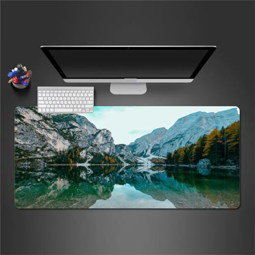 Lacs Montagnes Tapis de Souris,Tapis Souris XXL 700x400x3mm Gaming Mouse Pad,Bords Cousus Tapis de Souris,Base en Caoutchouc Antidérapant Desk Pad pour Gamer, Bureau, Maison