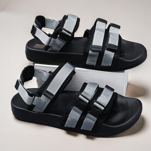 Men's summer sports sandals, suitable for outdoor activities and driving, slip-resistant and wearable beach shoes, casual and fashionable outdoor sandals.4
