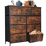 Die Rückseite der modernisierten Kommode ist mit einem Schloss, einer Doppel-X-Stützstange und verstärkten Schweißpunkten ausgestattet, um auch großen Schubladen hohe Stabilität und Tragkraft zu verleihen. Die vier Schraubfüße lassen sich leicht an unebene Böden anpassen und schützen so vor Kratzern.