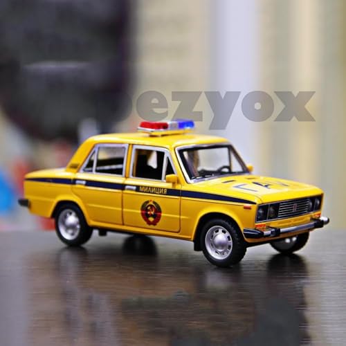 Image of 1:24 Diecast Metal Car Model Police Taxi Toy Cars for Kids Pull Back Openable Doors with Light Sound. (Yellow)