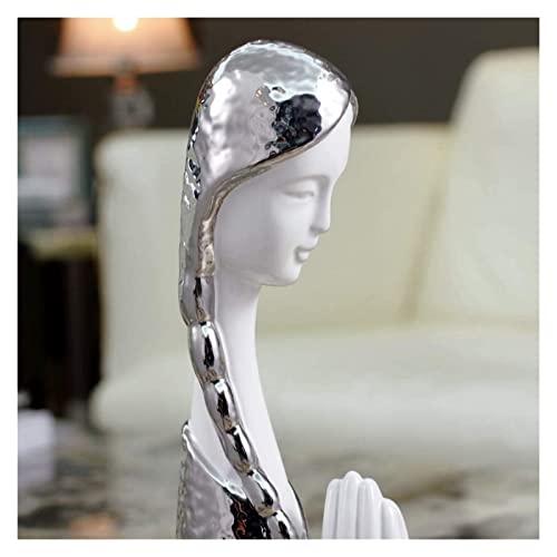Figurine de table pour embellir une partition de salon vide