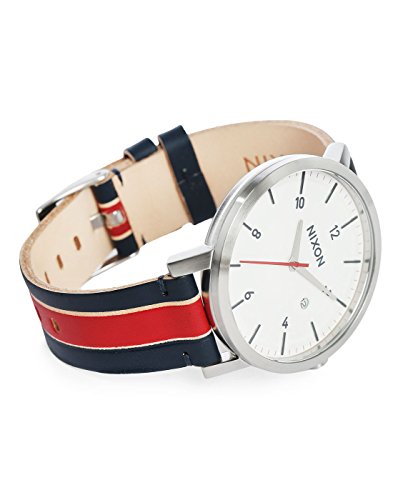 Montre Nixon A945-1854 Homme : montre bracelet étanche et cadran noir classique