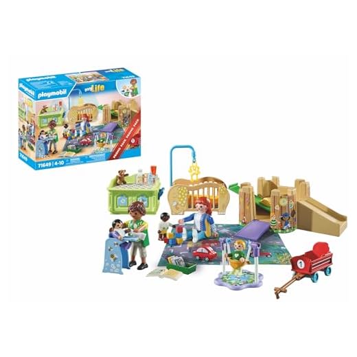 PLAYMOBIL MyLife Promo Pack 71649 Set Primera Infancia, Incluyendo Cinco Figuras, Torre de Juegos, tobogán y Muchos Accesorios adorables, Juguetes para niños y niñas a Partir de 4 años