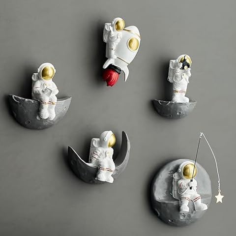 Astronaut Wall Sculpture Set of 3 Cover