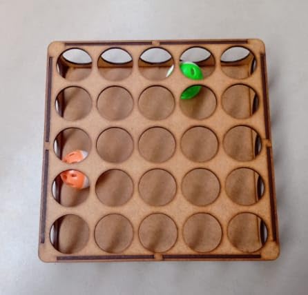 Brinquedo de Perseguição para Gatos, Tabuleiro de Atividades com Guizos, 25 x 25 x 5 cm, MDF, Cor Cr
