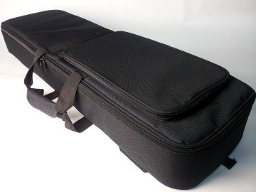 Amazon | 沖縄奄美三線用 新型セミハードケース・黒 | 三線
