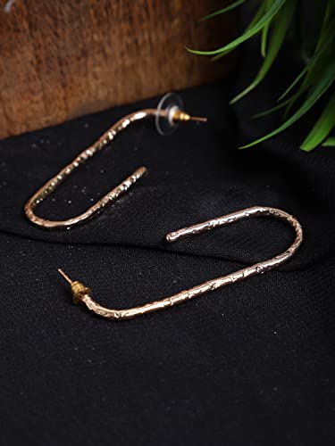 Half Metal Hammered Earring, Stylish Design