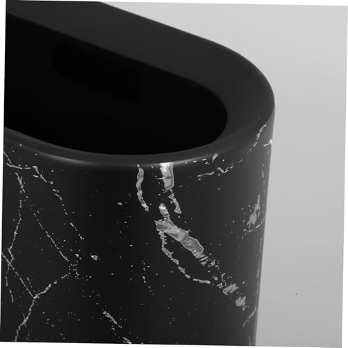 Corbeille pour maison Cabilock au design délicat et format compact durable