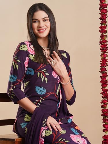 Image of GoSriKi Women's Rayon Blend Straight Printed Kurta with Pant & Dupatta