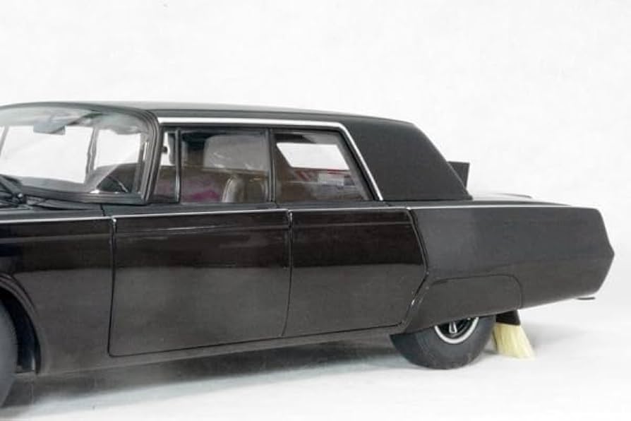 グリーンホーネット ブラックビューティー号1/32プラモデル ASTRO ZOMBIES | ポーラライツ 1/32スケール グリーンホーネット