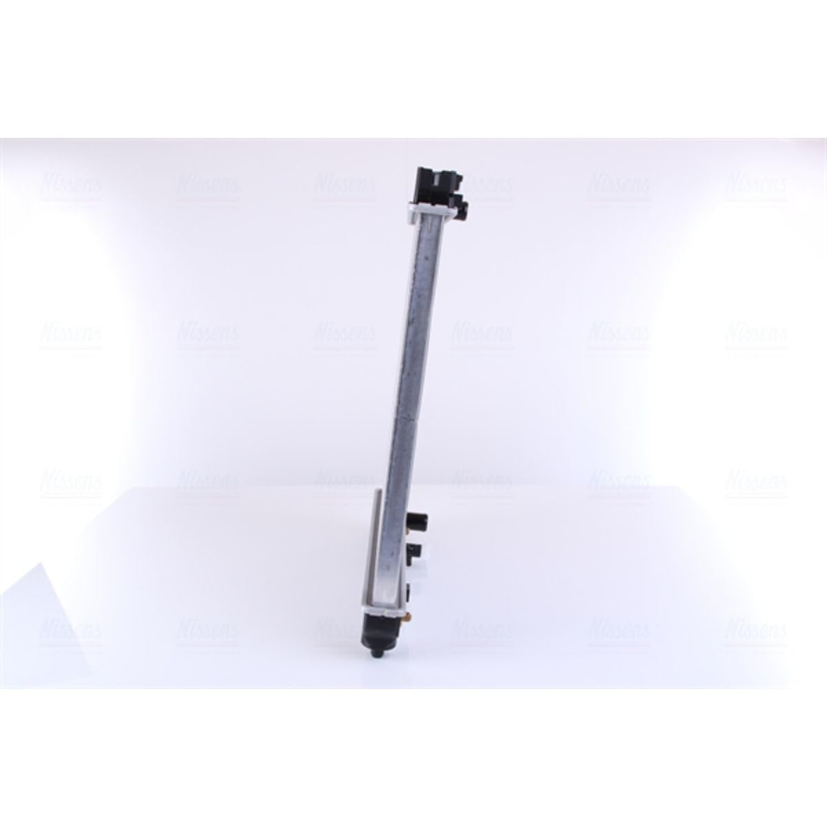 60782A NISSENS Radiateur Du Moteur Aluminium, 582 X 449 X 32 Mm, Grille