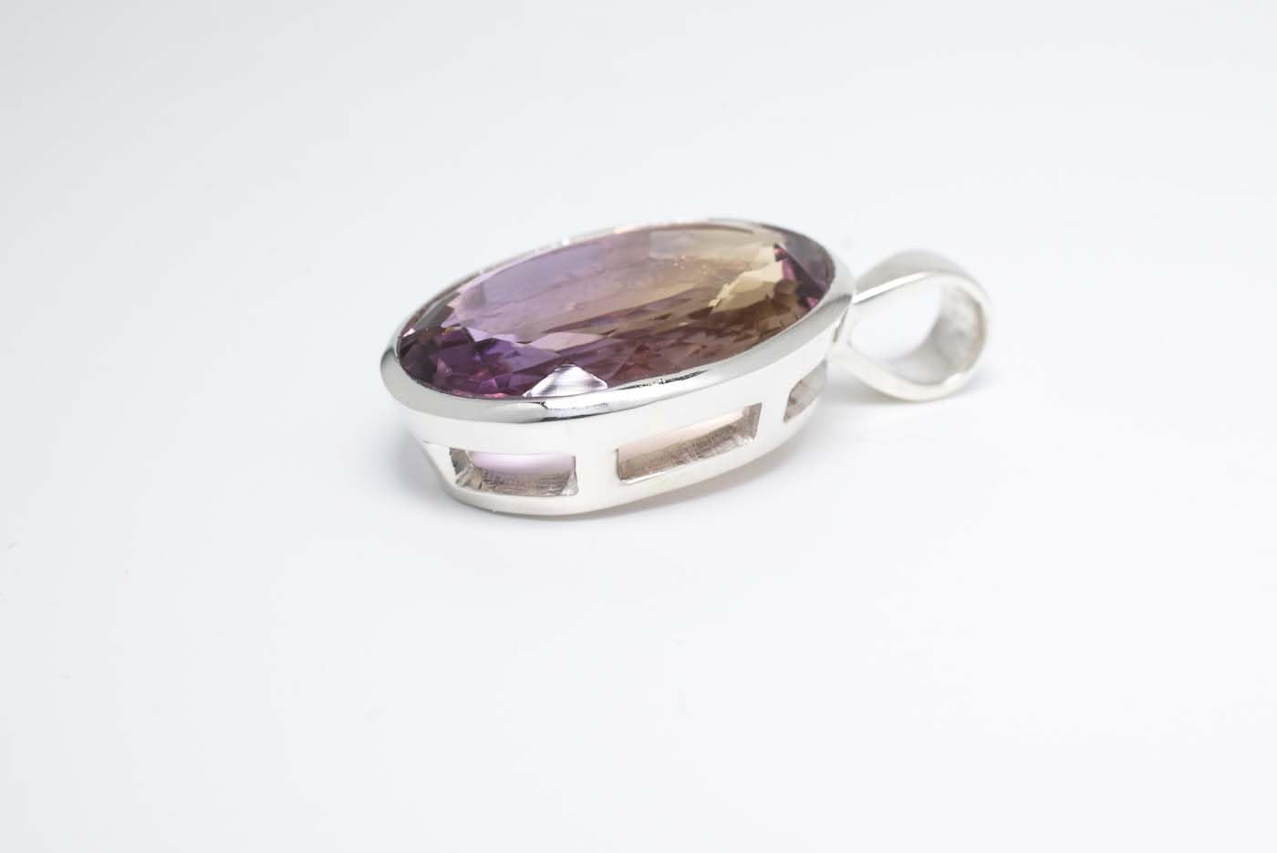 Facettierter Ametrin Silber Anhänger. 30mm Länge