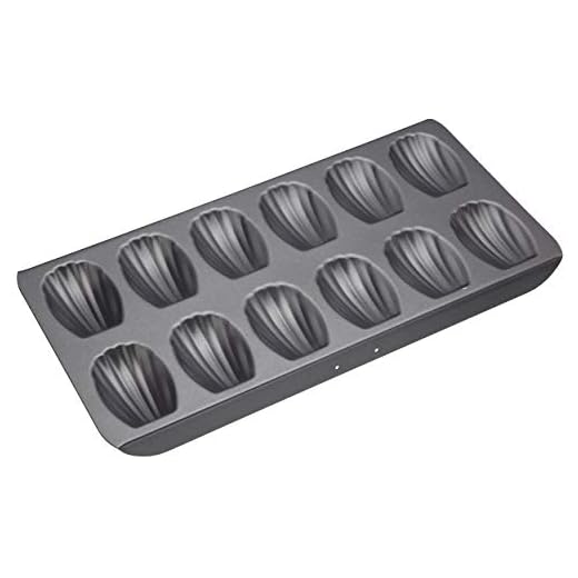 MasterClass Bandeja Madeleine con Antiadherente Libre de PFOA, Resistente Acero al Carbono de 1mm, Molde para Pasteles con 12 Orificios, 40x20cm, Gris