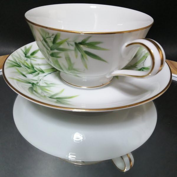 Noritake - オールドノリタケ　盛り上がった金彩が素敵なコーヒーカップ&amp;ソーサー オールドノリタケ コーヒーカップ＆ソーサー 金彩ライン