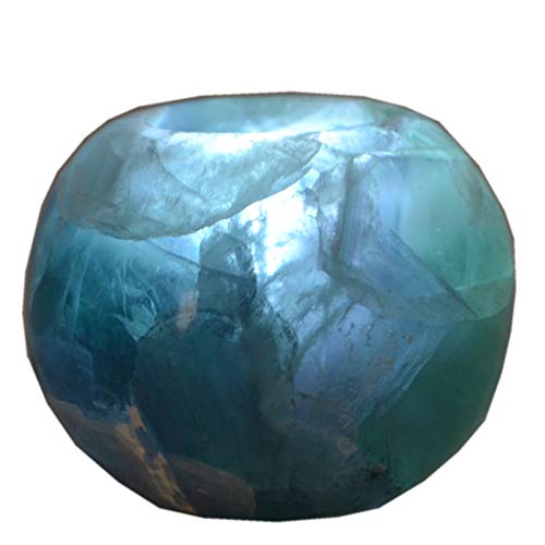 Preisvergleich Produktbild Fluorit Teelicht / Teelichthalter grüner Fluorit Stein poliert / Naturstein Kerzenhalter mit einer LED-Teelicht Kerze / Edelstein-Teelicht Nr.607