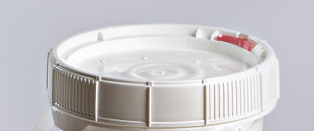 Limited Stock 3.5 Gallon Life Latch Screw Top With White Lid and Bucket-3 Pack Featured Product 3.5 Gallon Life Latch Screw Top With White Lid and Bucket-3 Pack